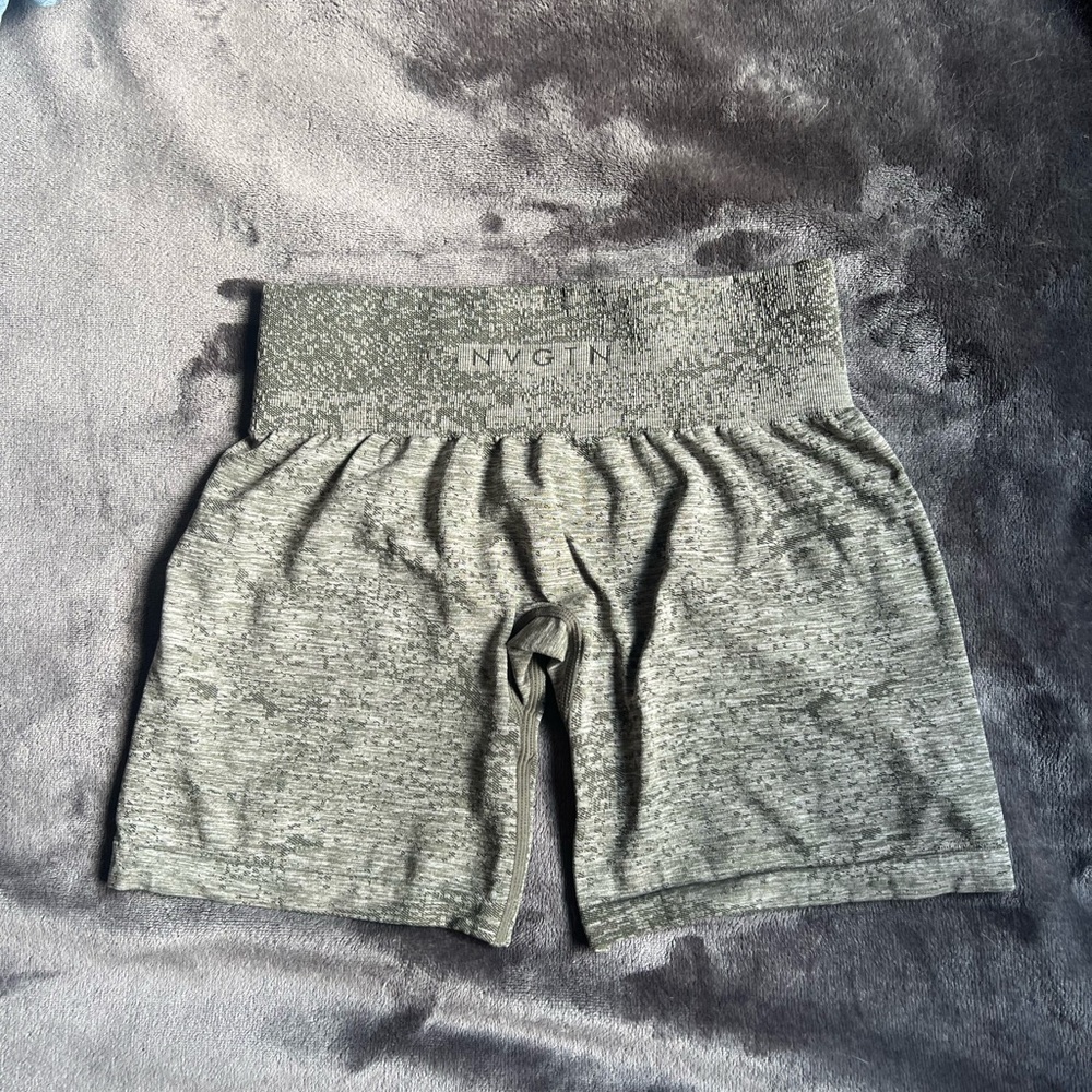 NVGTN Khaki Digital Seamless Shorts
